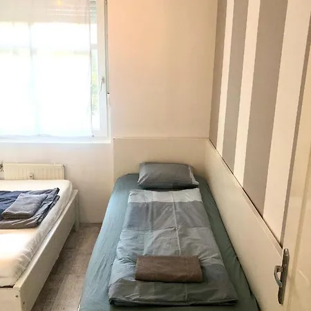 Bright, Spacious 3 Bedroom, Garage