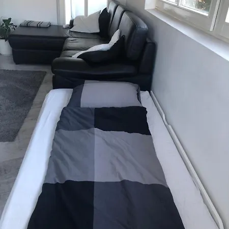 Апартаменты Bright, Spacious 3 Bedroom, Garage *